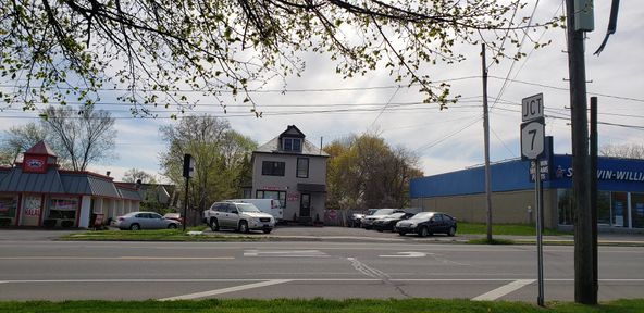 1708 State St, Schenectady, NY 12304